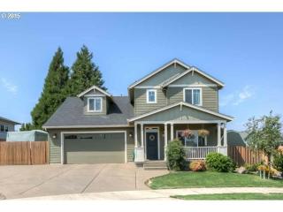 119 Four Oaks Dr, Silverton, OR 97381-1554