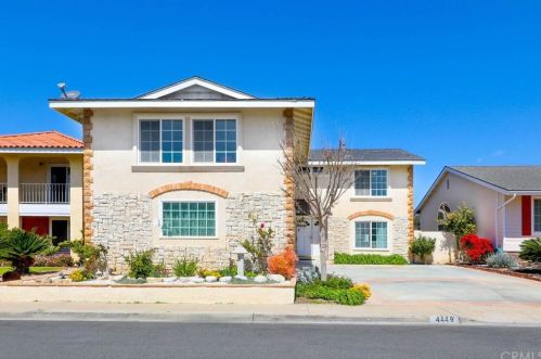 4449 Dogwood Ave, Seal Beach, CA 90740-3039