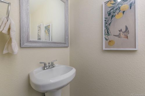 7825 Kittredge Cir, Englewood CO  80112-4644 exterior