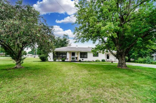 503 Candace Dr, Springfield, OH 45504-3752