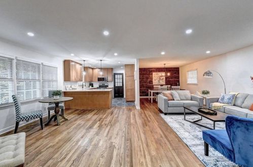 2287 Bry Mar Dr, Atlanta GA  30345-2617 exterior