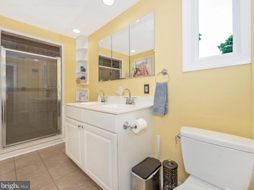 9814 Cottrell Ter, Silver Spring MD 20903-1928 exterior