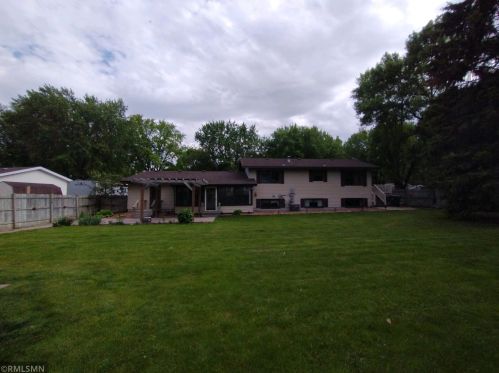 1065 Randall Rd, Cedar Mills, MN 55350-3241
