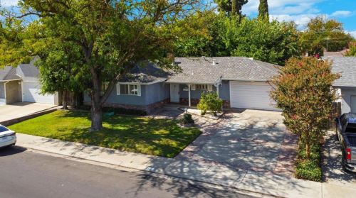 2305 Langford Ave, Modesto, CA 95350-3330