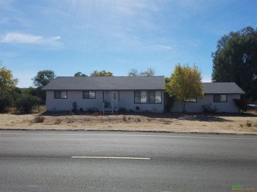 1414 Barnett Rd, Ramona, CA 92065-3453