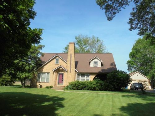 101 College St, Puryear, TN 38251-6443