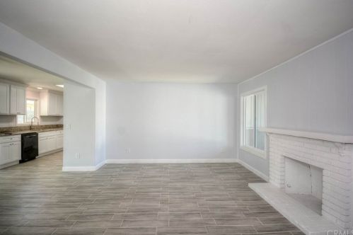 10440 Hole Ave, Riverside CA  92505-1620 exterior