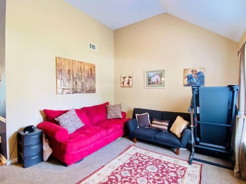 6247 Mathews Dr, Lithonia, GA 30058-6402