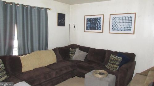 2729 10th St, Philadelphia PA 19148-5006 exterior