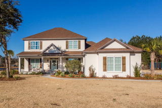 38 Longview Ln, Brunswick, GA 31523-7132