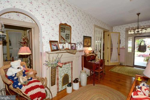 501 Baer Ave, Hanover PA 17331-2703 exterior