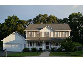 24 Linda St, Lincoln, RI 02865-2216