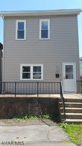 1019 18th Ave, Altoona, PA 16601-4164