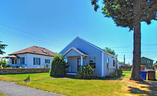 6442 Oakes St, Tacoma, WA 98409-6004