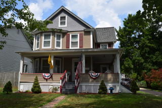 314 Elm St, Stirling, NJ 07980-1107