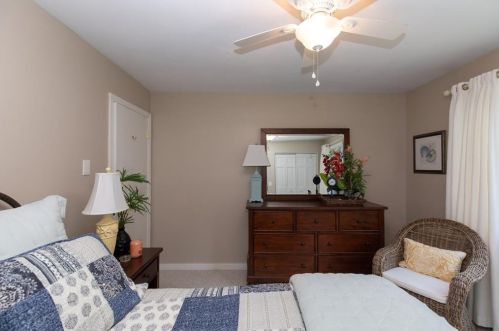 30 Forrestal Dr, Westerly RI  02891-1114 exterior