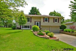 6417 75th Cir, Omaha, NE 68127-4370