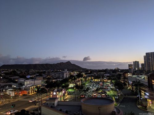 910 Kapahulu Ave, Honolulu HI  96816-1467 exterior