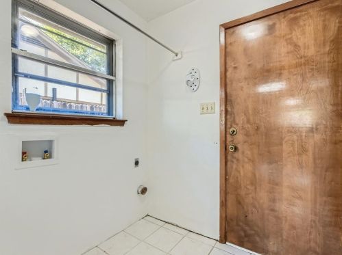 8609 Skyview Ter, Fort Worth TX  76116-7664 exterior