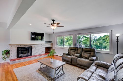 5435 Clover Leaf Ln, Cincinnati, OH 45239-7618