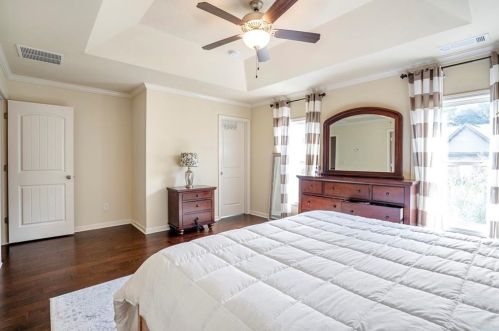 1186 Laurel Valley Ct, Buford GA  30519-8133 exterior