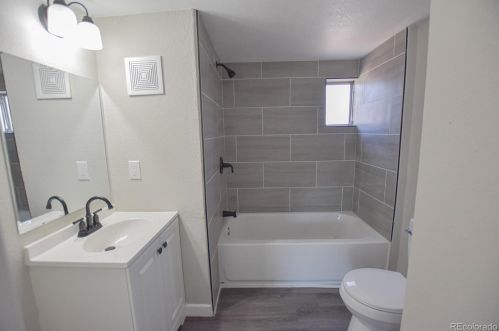 200 Zante, Aurora CO 80603-5706 exterior