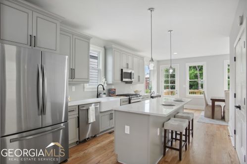 106 Hogue St, Atlanta GA  30312-1641 exterior