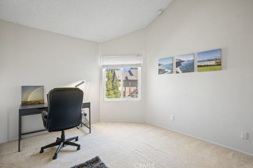 431 Tangelo, Irvine CA  92618-4483 exterior
