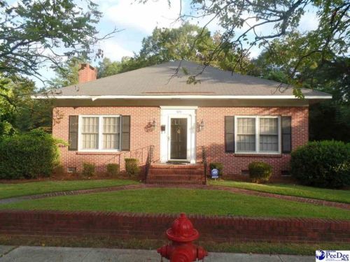 520 Bedford Ave, Hartsville, SC 29550-3726