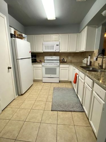 10714 Lone Pine Ln, Fort Worth TX  76108-3764 exterior
