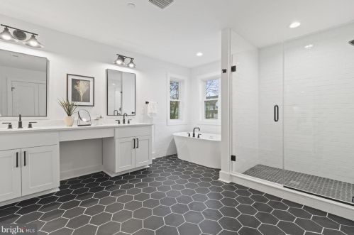 664 Dill Rd, Severna Park MD 21146-4120 exterior