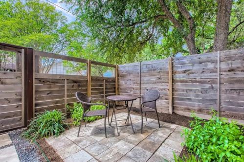 3901 Becker Ave, Austin TX  78751-5209 exterior