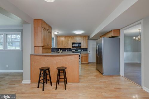 7136 Game Lord Dr, Springfield VA  22153-1318 exterior