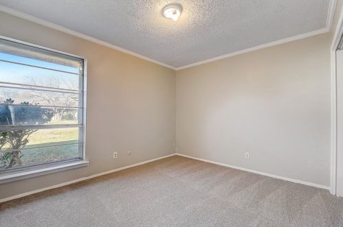 2020 Cedarwood Dr, Carrollton TX 75007-5405 exterior