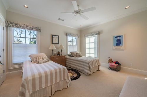 3066 Arden Rd, Atlanta GA  30305-1914 exterior