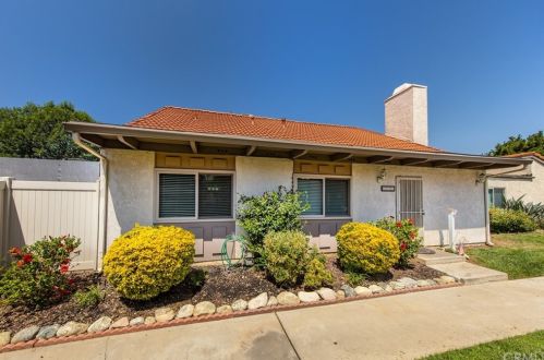 1581 Christopher Ln, Redlands, CA 92374-4246