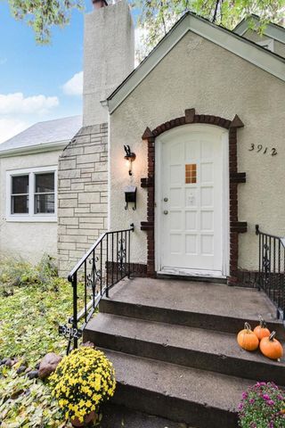 3912 28th Ave, Minneapolis MN  55406-3117 exterior