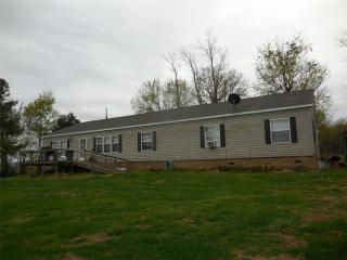 12018 Arapahoe Rd, Elkins, AR 72727-8996