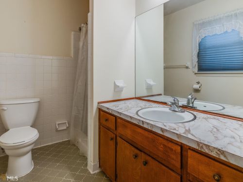 3032 Bobolink Dr, Rex GA exterior