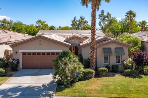 61690 Tulare Ln, La Quinta, CA 92253-7986