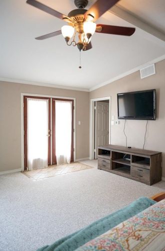 211 Oaklawn Ave, Nocona TX 76255-3109 exterior