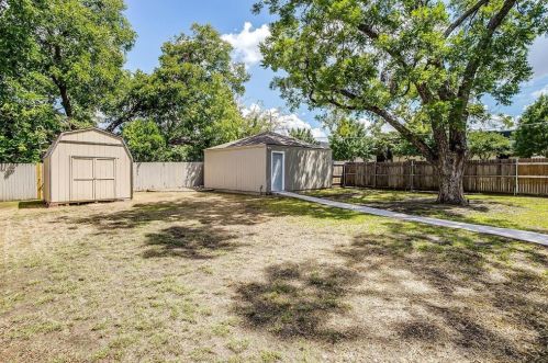 3623 Kell St, Fort Worth TX  76109-2817 exterior