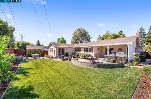 732 San Simeon Ct, Concord CA  94518-2316 exterior