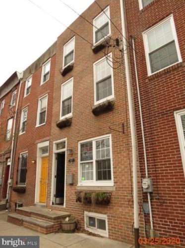1107 3rd St, Philadelphia PA  19147-5302 exterior