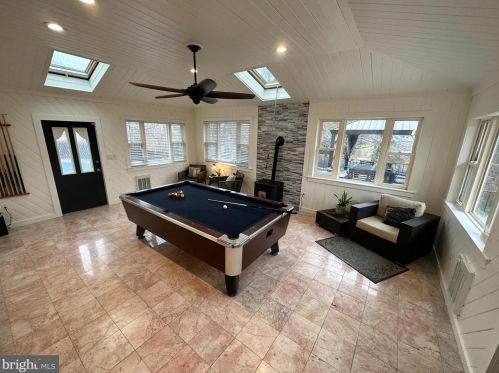 2304 Cloverdale Dr, Fallston MD  21047-1618 exterior