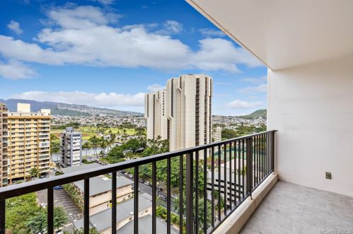 201 Ohua Ave, Honolulu HI 96815-3653 exterior