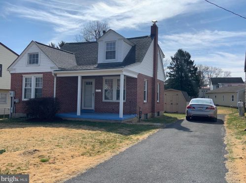 41 Robert Rd, Ephrata, PA 17522-1116