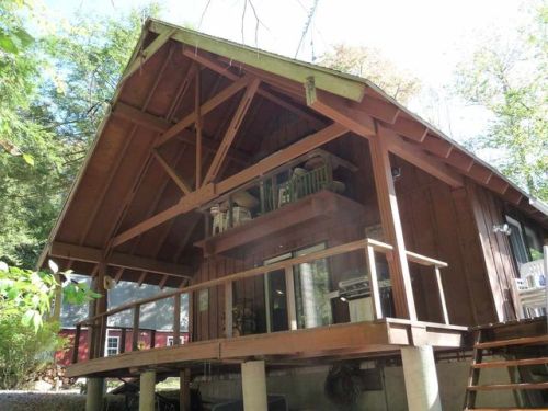 53 Ashuelot Dr, Washington, NH 03280-3456