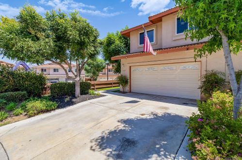 1227 Winter View Pl, El Cajon, CA 92021-1373