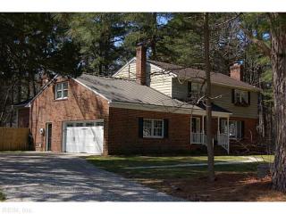 101 Cherry Point Dr, Yorktown, VA 23692-3537